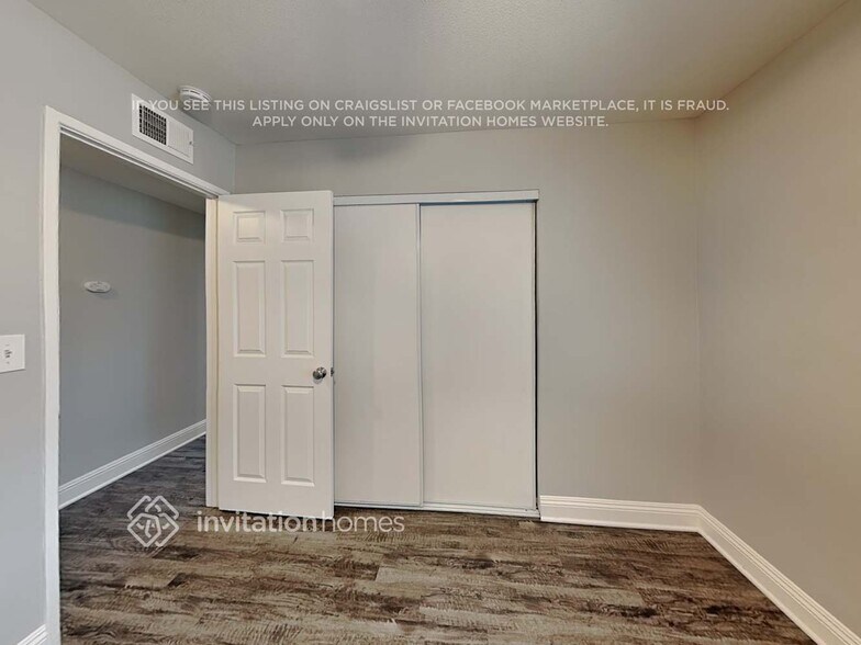 Building Photo - 6091 Mirada Pl