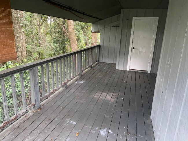 Building Photo - 1873 Larette Dr
