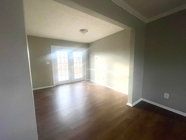 Building Photo - 3513 Sundart Dr