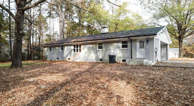 Building Photo - 1324 Bungalow Ave
