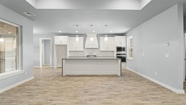 Building Photo - 214 Olde Ml Ct