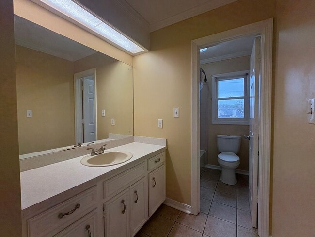 Building Photo - 2 Bed/1.5 Bath in North Jackson