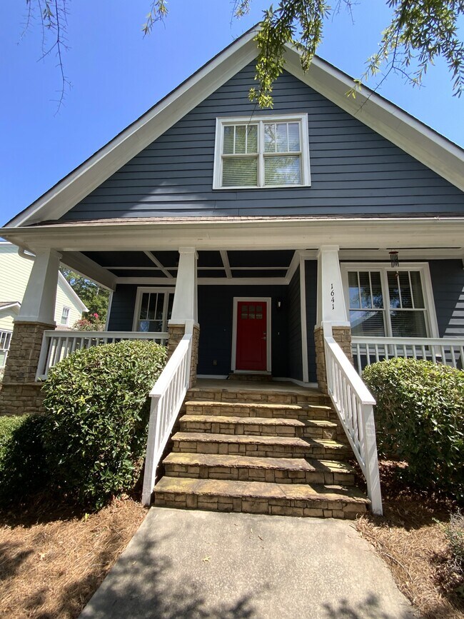 Building Photo - 1641 Carriage Ridge Dr