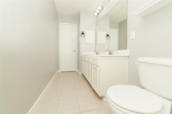 Building Photo - 5318 Fossil Stone Ln