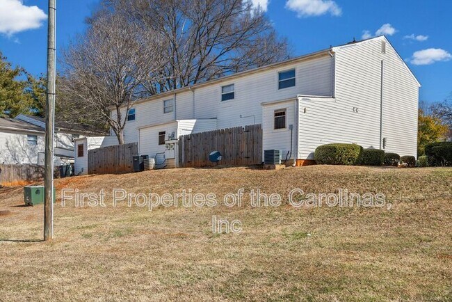 Building Photo - 7906 Oak Meadow Ct