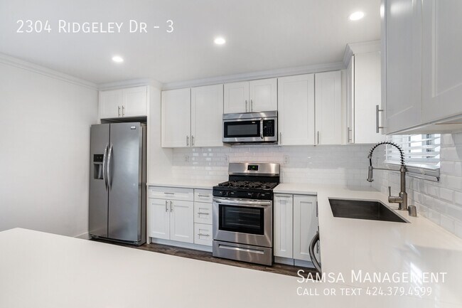 Building Photo - 2304 Ridgeley Dr