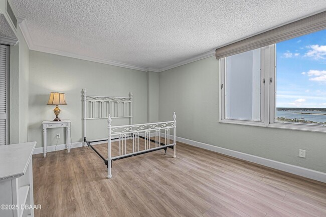 Building Photo - 3047 S Atlantic Ave