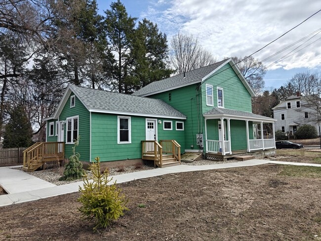 Building Photo - 225 State St