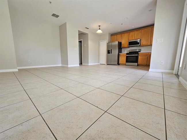 Building Photo - 2051 Cypress Bay Blvd