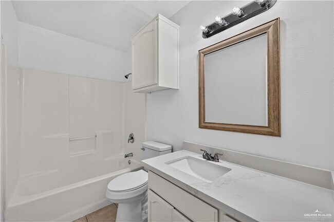 Building Photo - 3302 N Cognac Dr
