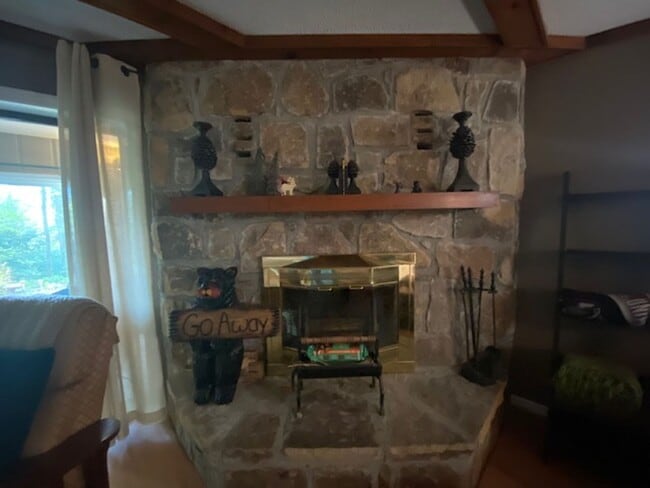 Building Photo - Gatlinburg Location!!