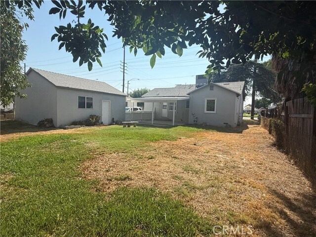 Building Photo - 10679 Mountain View Ave