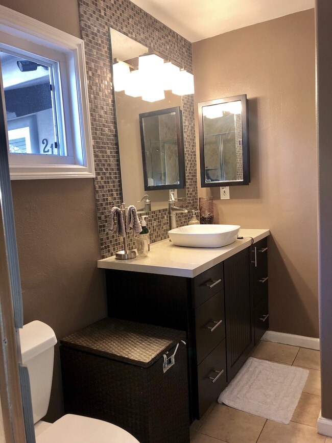 Master Shower - 2118 Ernest Ave