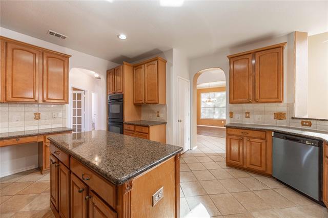 Building Photo - 9201 Hunter Chase Dr