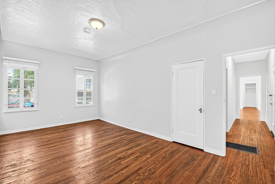 Building Photo - 1503 S Shenandoah St