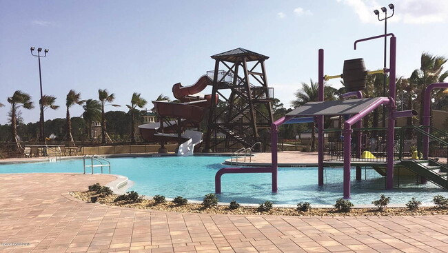 Building Photo - Sawgrass Lakes