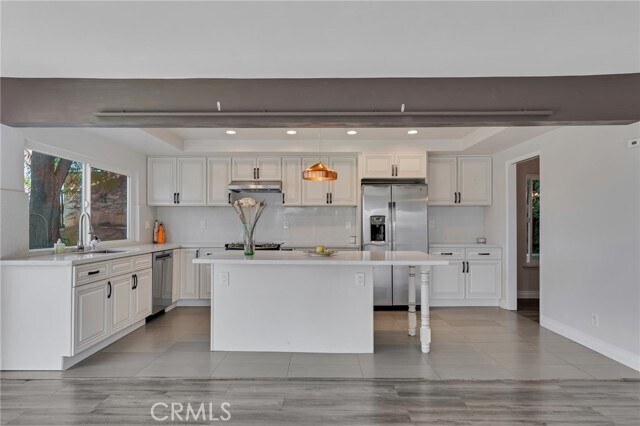 Building Photo - 4352 Park Corona