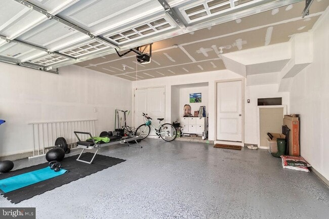 Building Photo - 6882 Barrowfield Pl