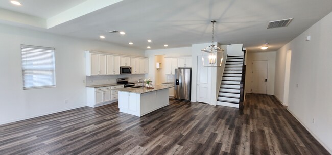 Building Photo - Lot 04