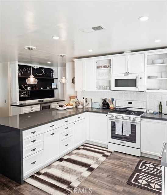 Building Photo - 73030 Catalina Way