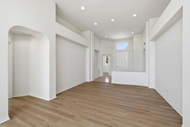 Building Photo - 1359 Sparrow Rd