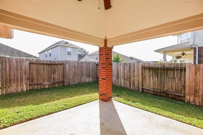 Building Photo - 11414 Ryan Manor Dr
