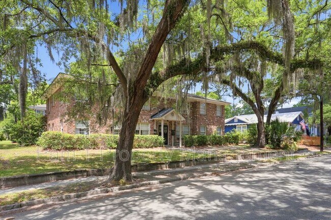 Building Photo - 3411 Bull St
