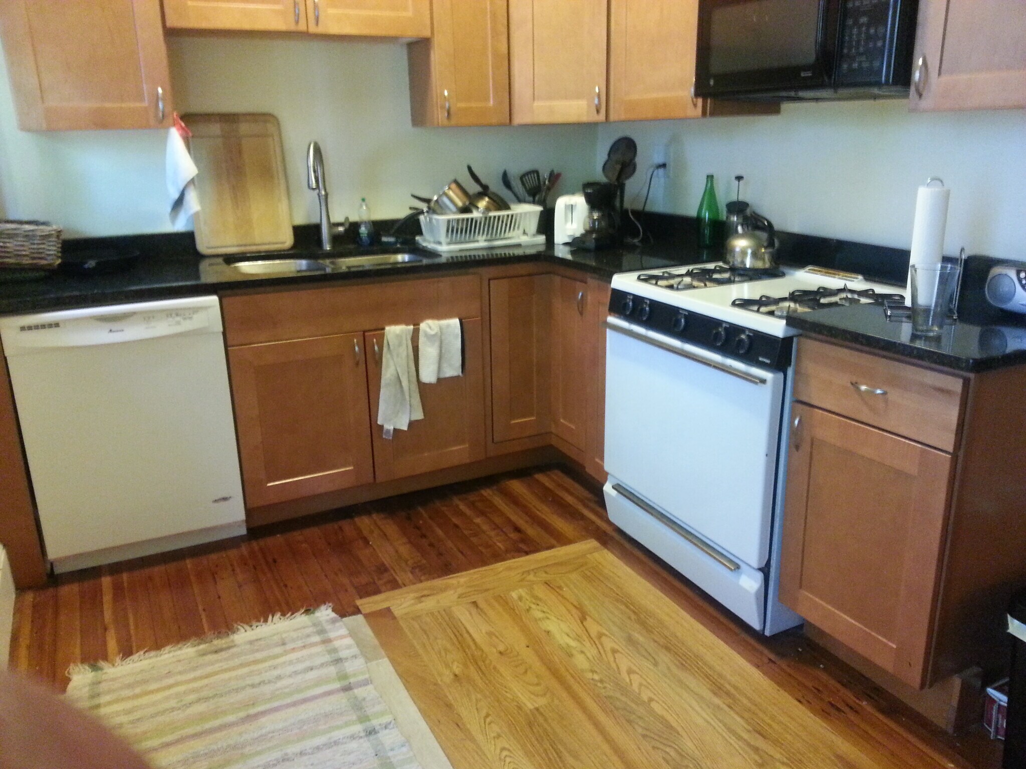 Building Photo - 163 Nicoll St