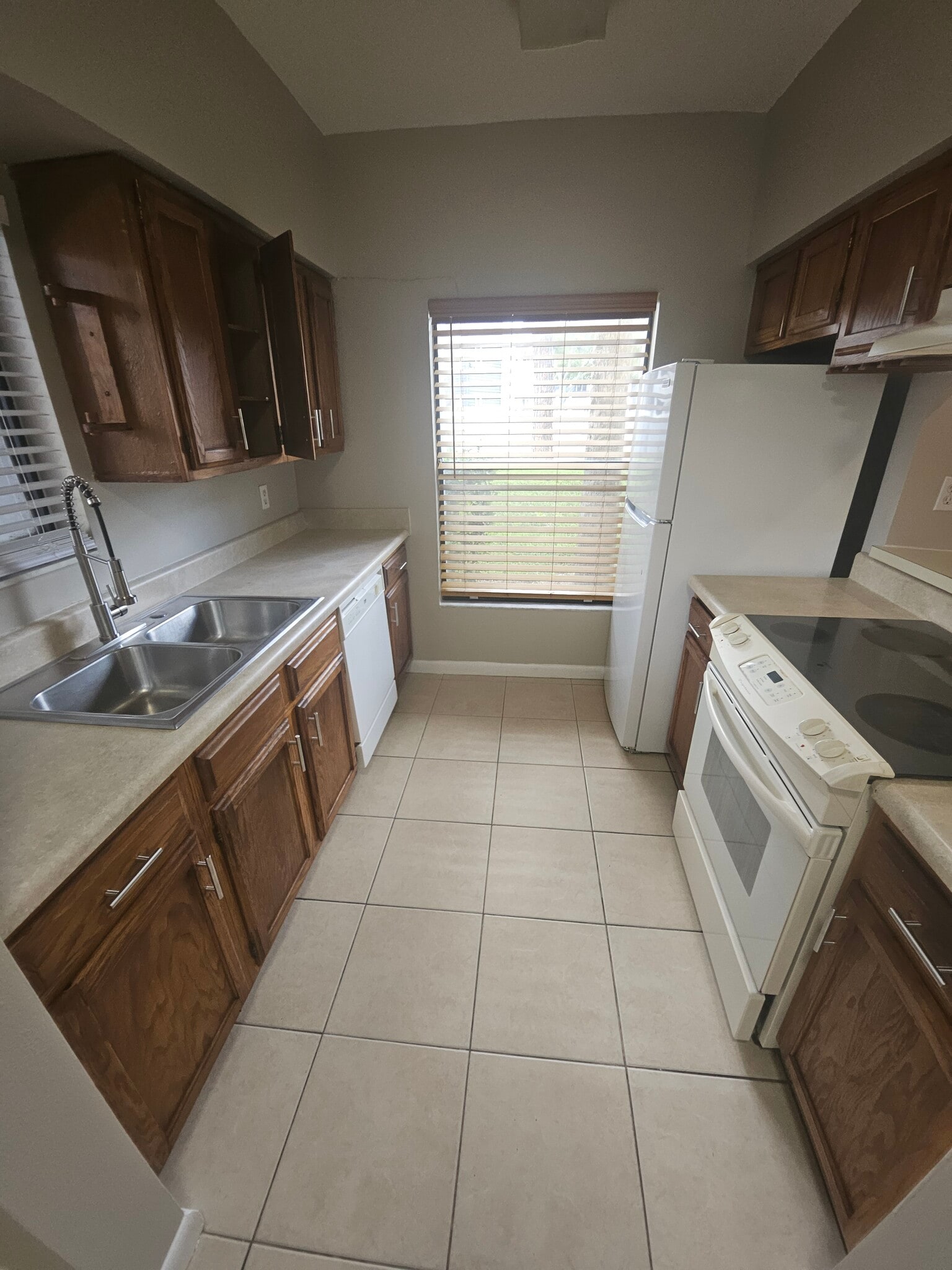Building Photo - 4702 Capri Pl