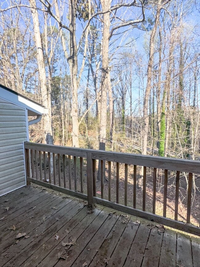 Building Photo - 2 bedroom/2.5 bathroom condo in Gainesville City Limits