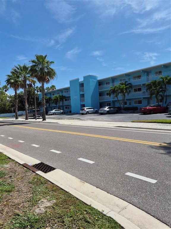 Building Photo - 1505 Pass a Grille Way