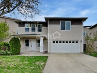 Building Photo - 17811 Silver Creek Ave E