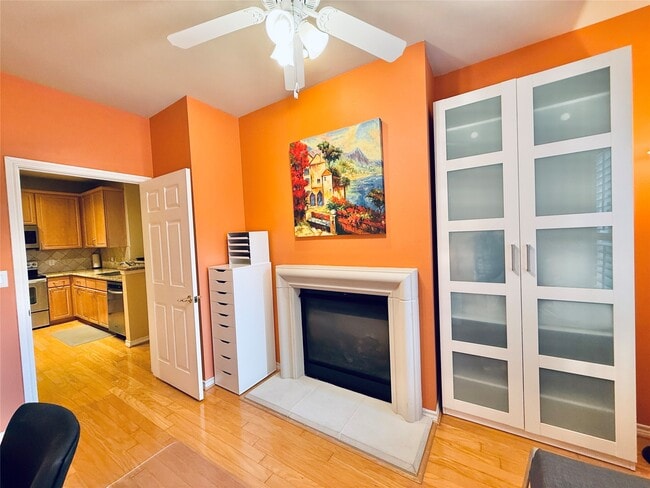 Building Photo - 2400 McCue Rd