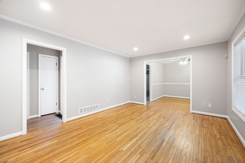 Building Photo - 2563 Dering Ct NE