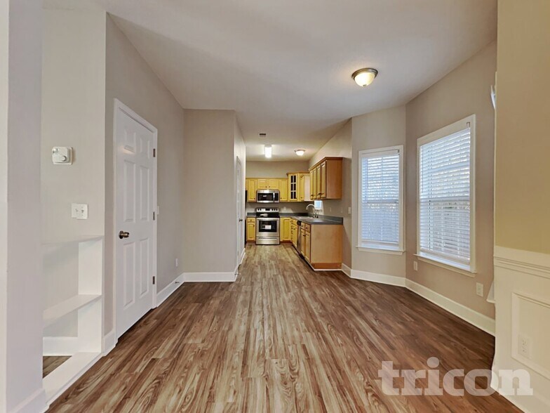 Building Photo - 134 Summer Pines Drive