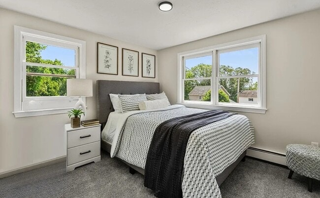 Building Photo - 23 Whitten St