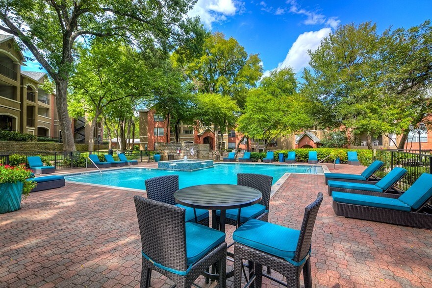 Thornbury At Chase Oaks Plano, TX Apartment Finder
