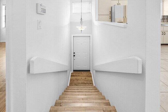 Building Photo - 206 Congressional Way