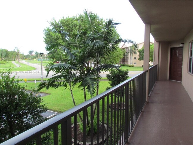 Building Photo - 500 SW 130th Terrace