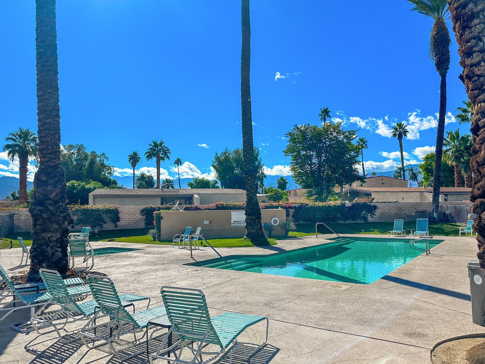 Building Photo - 74239 Santa Rosa Cir