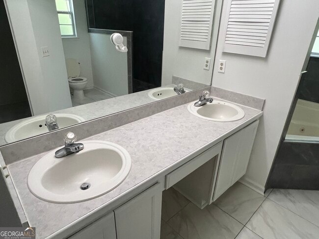 Building Photo - 308 Maggie Way