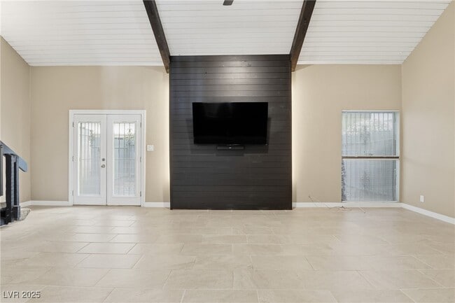 Building Photo - 4039 Village Square