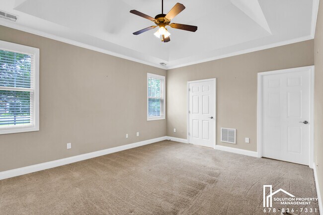 Building Photo - 5358 Manor View Dr NW