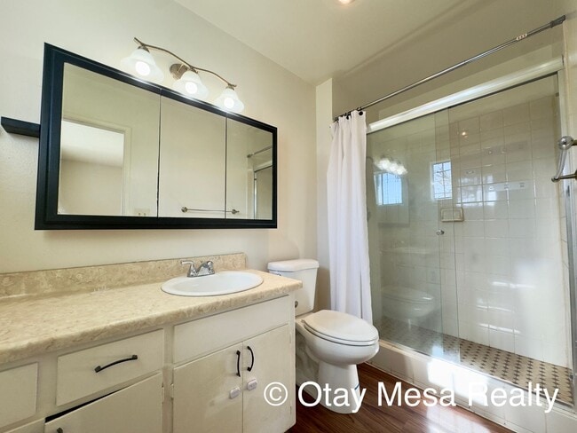 Building Photo - Charming 3-Bedroom Home with Expansive Outdoor Space