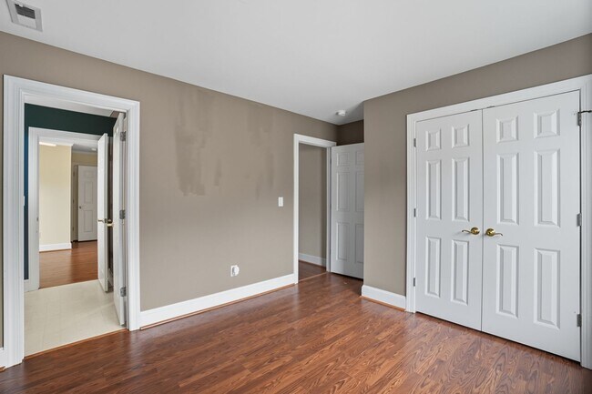 Building Photo - 11221 Grahamwood Pl