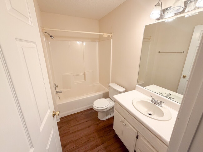 Building Photo - 314 Mobley Dr