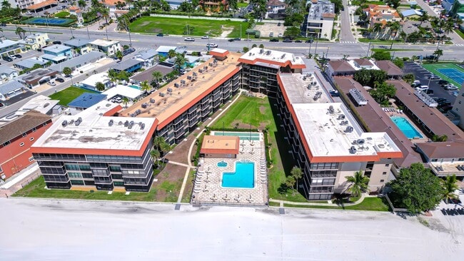 Building Photo - 17580 Gulf Blvd