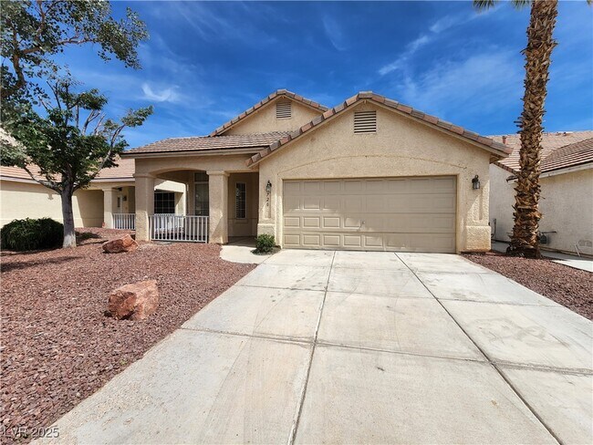 Primary Photo - 720 Solstice Ave
