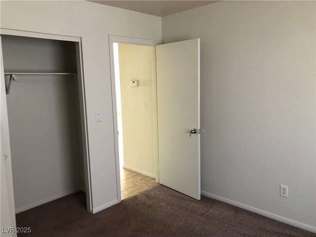 Building Photo - 1083 Sterling Peak St