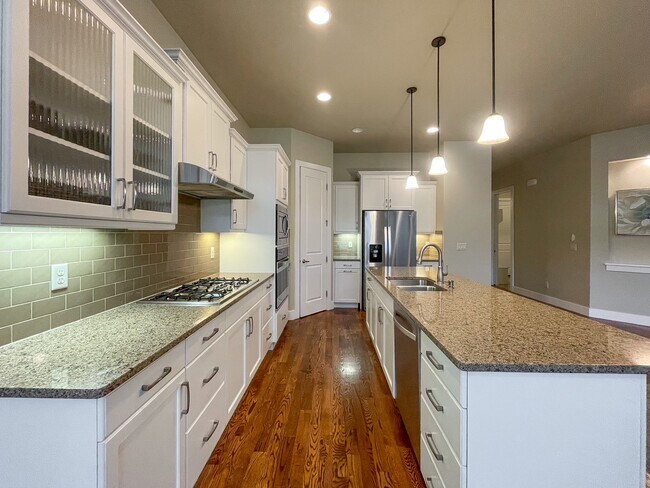 Building Photo - 307 E Grove Creek Ln